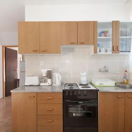 Apartments Mira Splitska Exterior photo